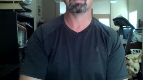 nvrenuff1979 online show from May 5, 6:57 pm