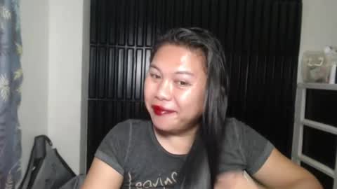 nylecummer online show from July 18, 9:17 pm
