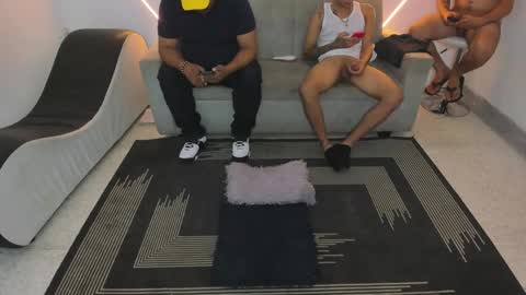 nympho_nathy_sophi online show from February 13, 2:53 pm