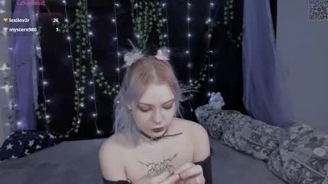 nyokstynni online show from March 2, 4:46 pm