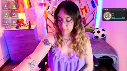 Alex   .    online show from June 22, 3:25 am