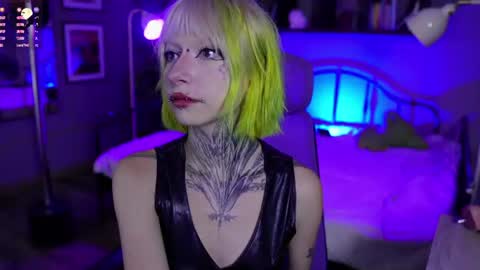 Nyx Doll online show from June 18, 4:07 am