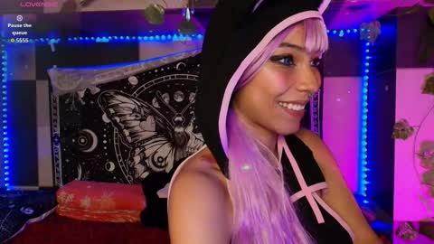 nyx murtualer online show from February 6, 7:05 pm