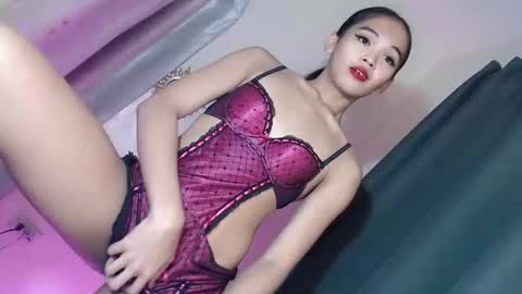 ITS ME NYXIEE online show from November 11, 2:52 pm