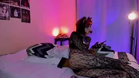 Nyxx  online show from July 12, 5:43 am