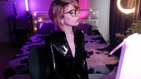 Moonlight online show from June 17, 7:57 am