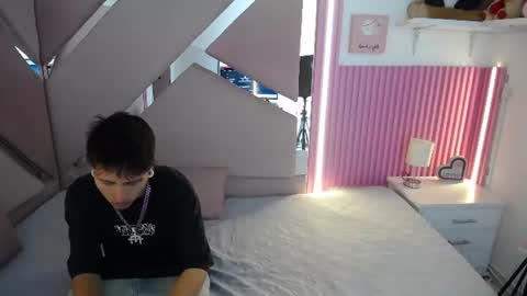 oblivionlove online show from June 16, 11:09 pm
