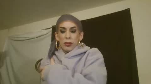 obsessed_glambert online show from March 27, 10:33 pm