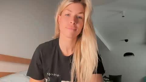 ocicatcat online show from April 14, 10:07 am