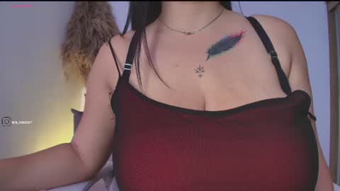 independent model online show from June 29, 7:35 pm
