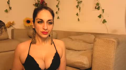 Daniela Dany online show from July 4, 4:16 am