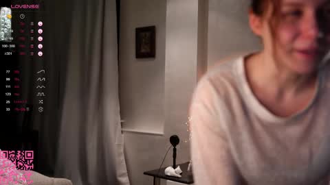 Selena online show from March 9, 9:03 pm