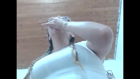 Val online show from October 8, 10:27 pm