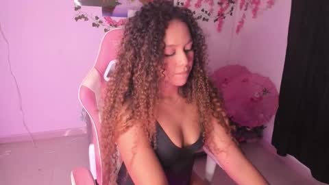 Odette  online show from December 4, 11:26 pm