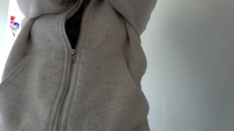 Snapshot of ofbeautifuldisasterrrr chatting on October 22, 4:52 pm onlyfansbeautifuldisasterrrr online show from October 22, 4:52 pm