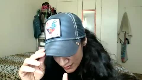 Lit en Cama online show from February 10, 5:09 pm