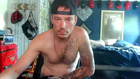 who dares  toss me some  tips lets have fun online show from September 12, 5:04 pm