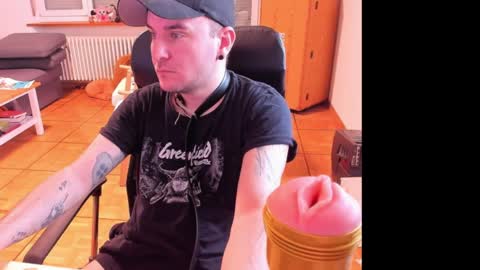 Chris online show from May 11, 6:20 am