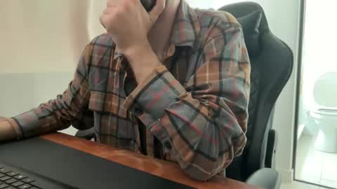 ohmymichael online show from February 19, 11:31 am