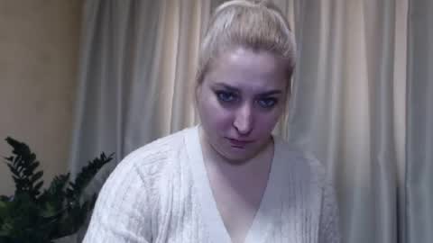 Snapshot of ohsweetiren chatting on March 7, 7:08 am Iren online show from March 7, 7:08 am