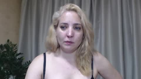 Mari online show from June 30, 5:34 pm