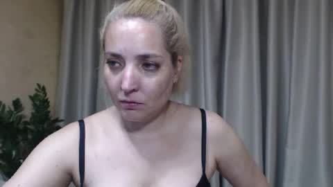Mari online show from July 15, 5:28 pm