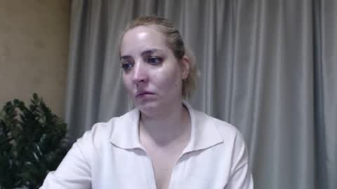 Mari online show from February 24, 2:53 pm