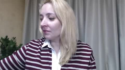 Mari online show from May 1, 8:58 pm