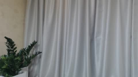 Mari online show from February 23, 1:42 pm