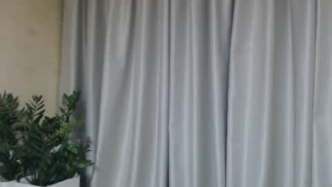 Mari online show from June 24, 4:03 pm