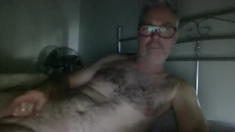 oiledcouple1 online show from November 25, 10:36 am