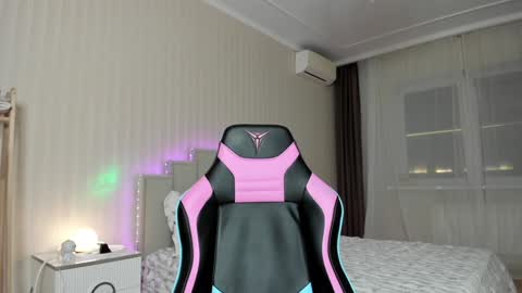            Welcome to my fans page  online show from February 28, 8:57 pm