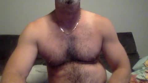 oktobus74 online show from August 3, 6:25 pm