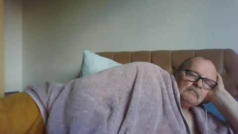 old_fkr online show from February 26, 4:27 pm