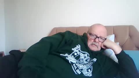 old_fkrr_ online show from November 28, 10:33 am