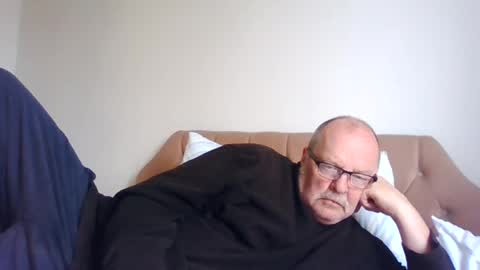 old_fkrr_ online show from June 15, 10:07 am