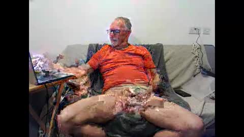 oldercock1411 online show from November 23, 6:50 pm