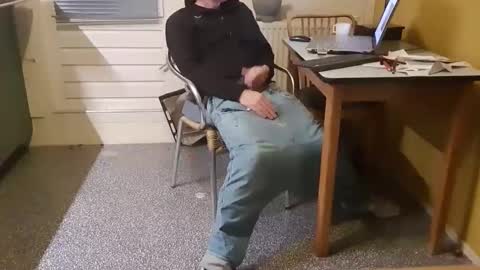 oldersagger online show from January 12, 4:18 pm