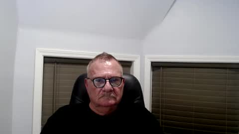 oldguybigd online show from August 1, 4:03 am