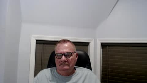 oldguybigd online show from July 12, 3:43 am