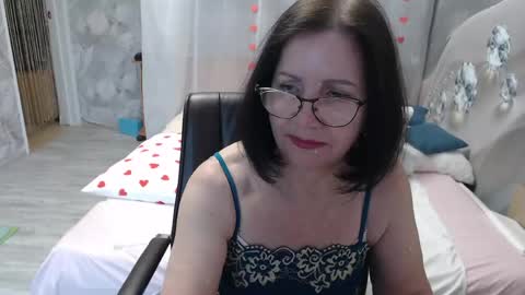 OlgaHottie online show from May 4, 11:44 pm