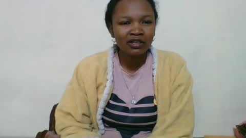olgamariah203875 online show from July 14, 10:21 am