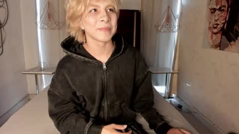 oliiverr22 online show from November 25, 8:18 pm