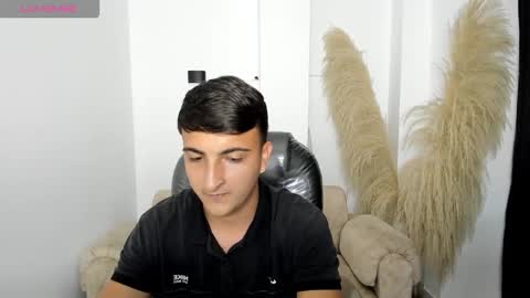 OLIVER online show from February 13, 11:08 pm