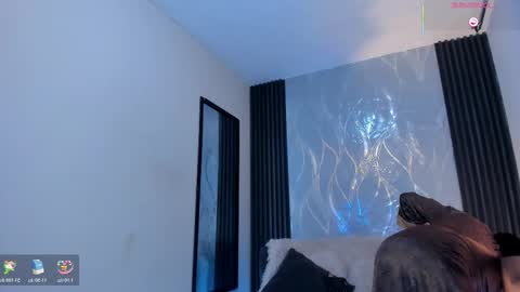 oliver mr  online show from February 2, 9:00 pm