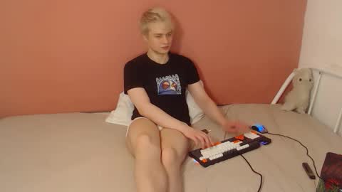 Oliver online show from March 13, 1:20 am