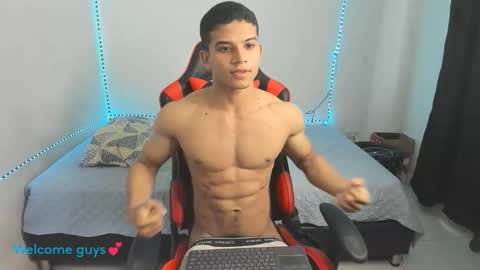 oliver thompsson online show from December 2, 9:13 pm