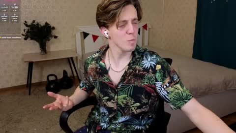 Oliver Evans online show from January 26, 2:14 am