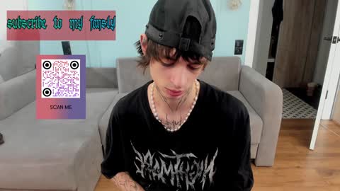 Snapshot of oliverrgroove chatting on January 31, 3:11 pm oliverrgroove online show from January 31, 3:11 pm