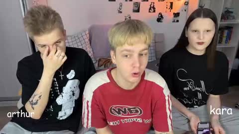 oliver online show from January 9, 2:22 pm